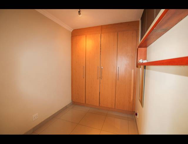 2 BEDROOM APARTMENT TO LET IN BEDFORD GARDENS